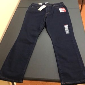 Brand new re-posh item Levi jeans